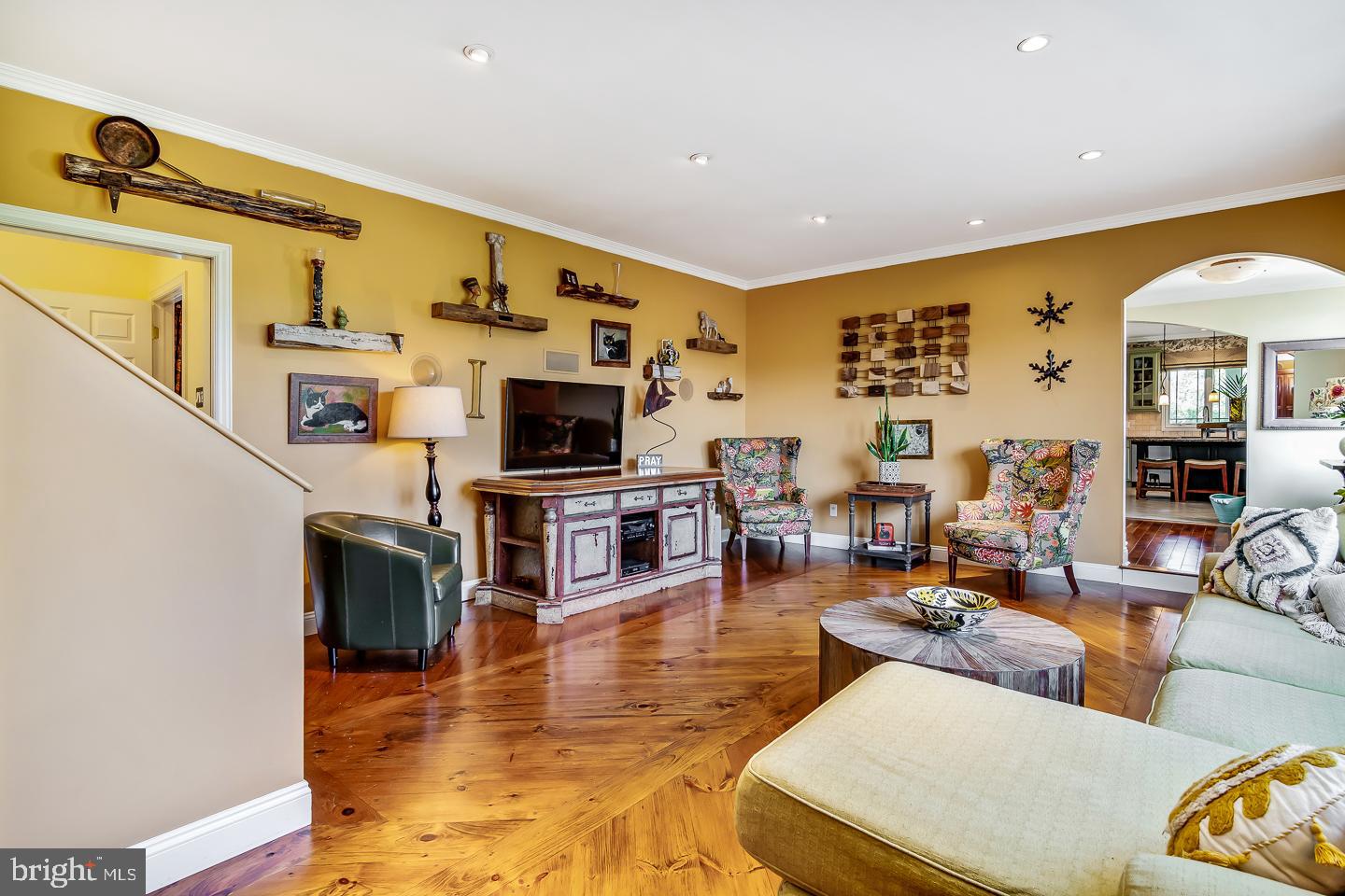 SQUIRES LEA - Residential