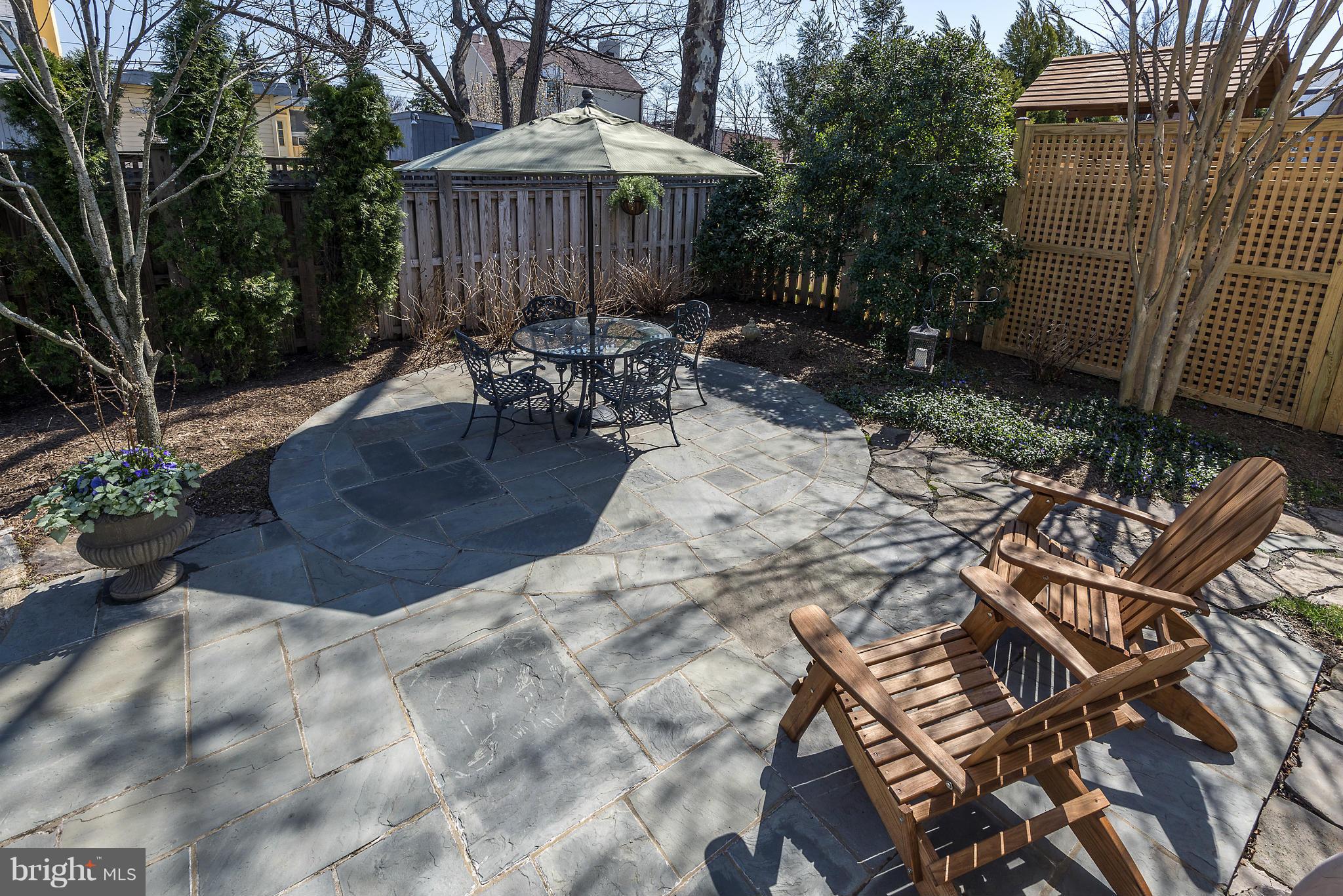 WEST MC LEAN - Residential