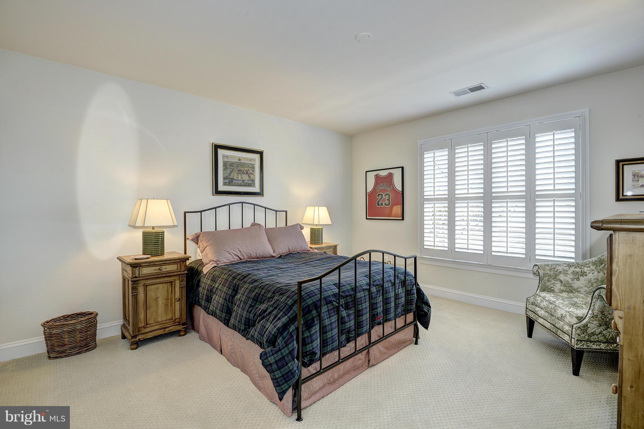 WEST MC LEAN - Residential