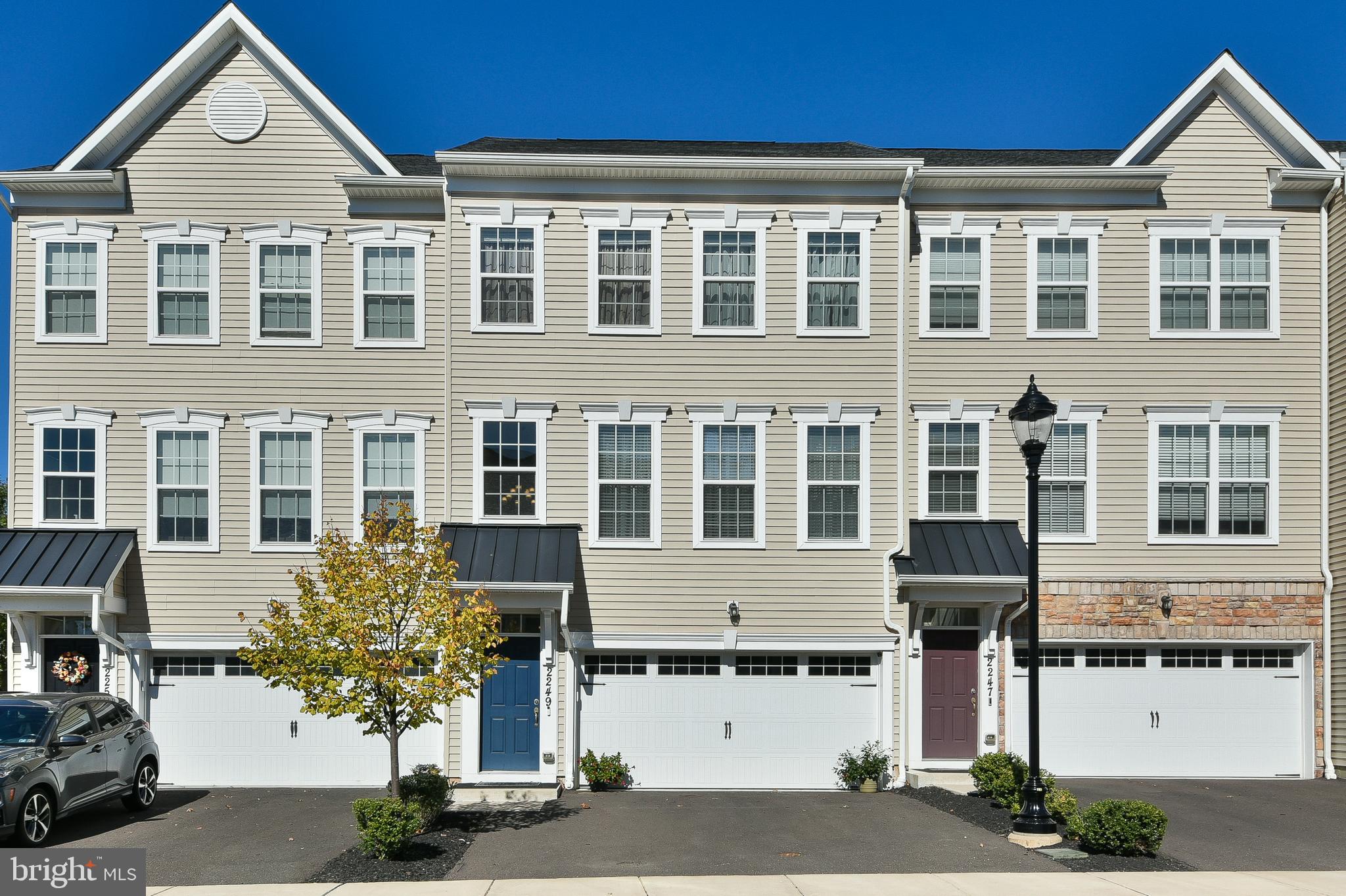 HIGH GROVE - Residential