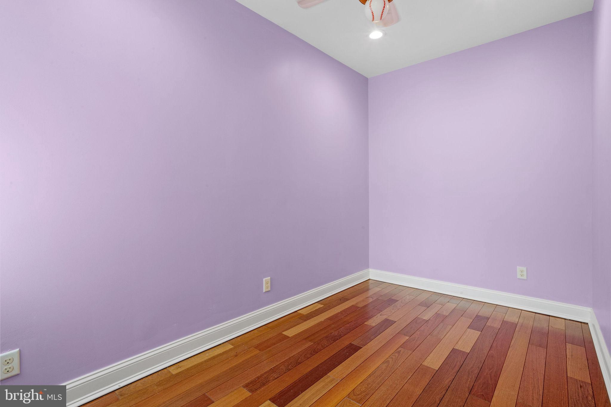 LOWER MOYAMENSING - Residential