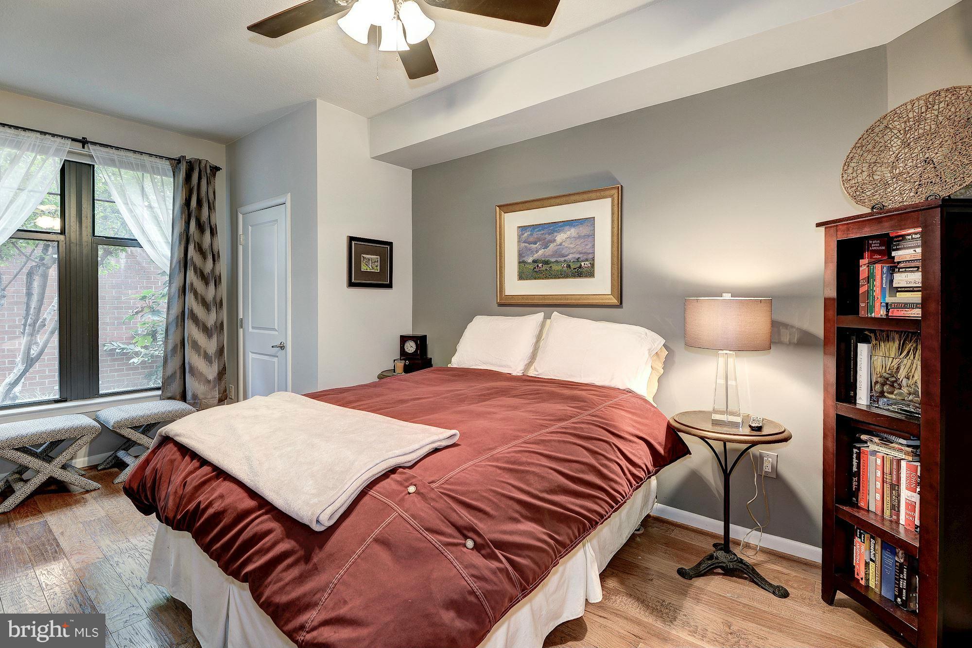 CLARENDON - Residential