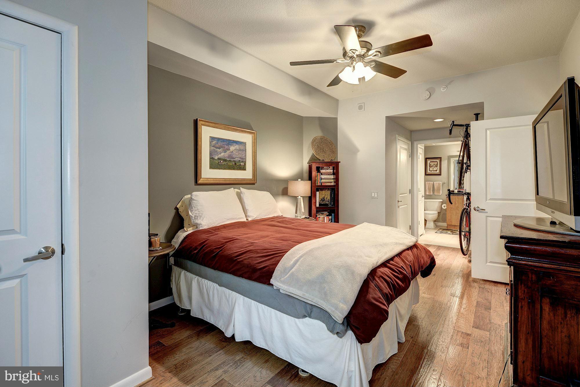 CLARENDON - Residential