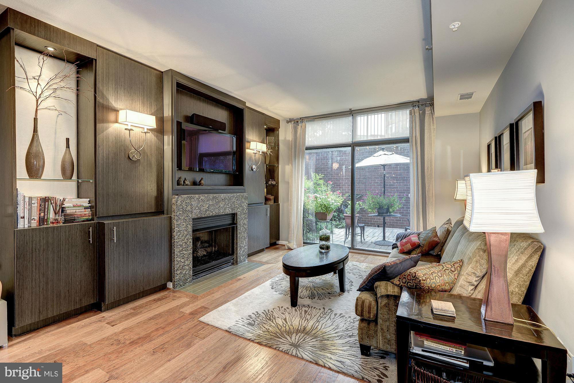 CLARENDON - Residential