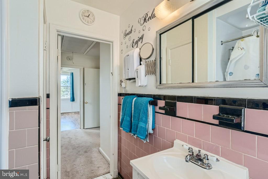 PARKVILLE - Residential