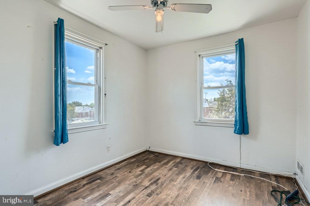 PARKVILLE - Residential