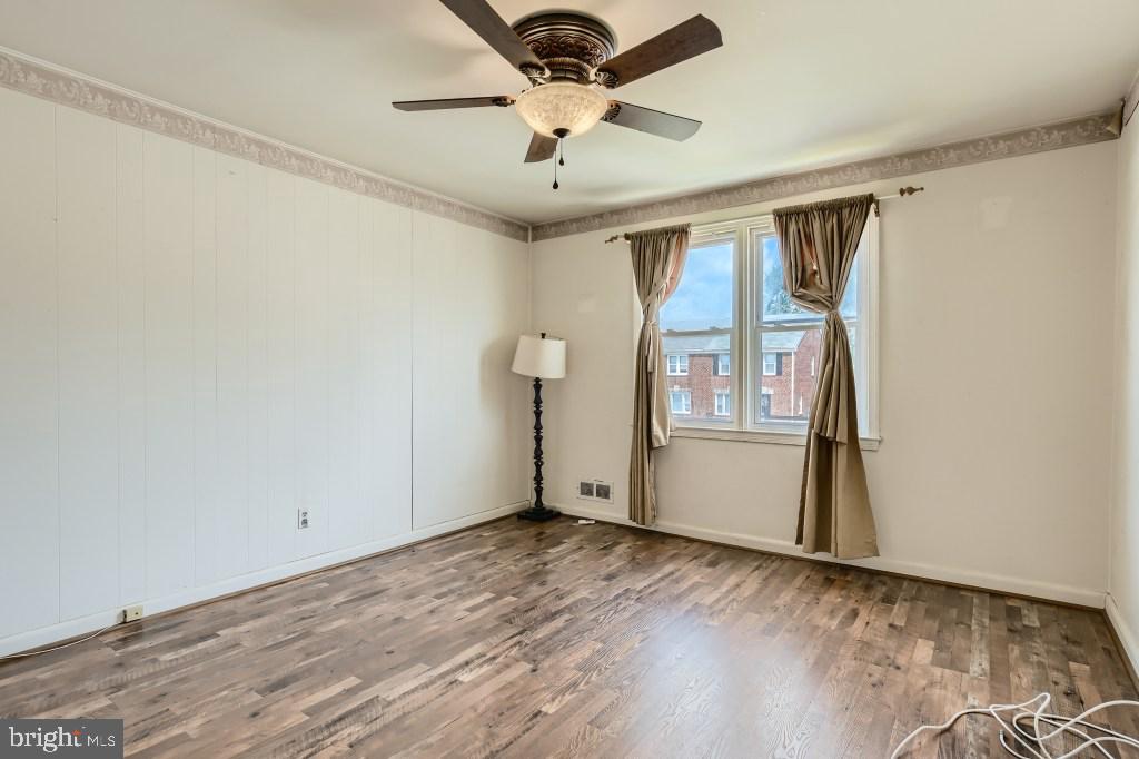 PARKVILLE - Residential