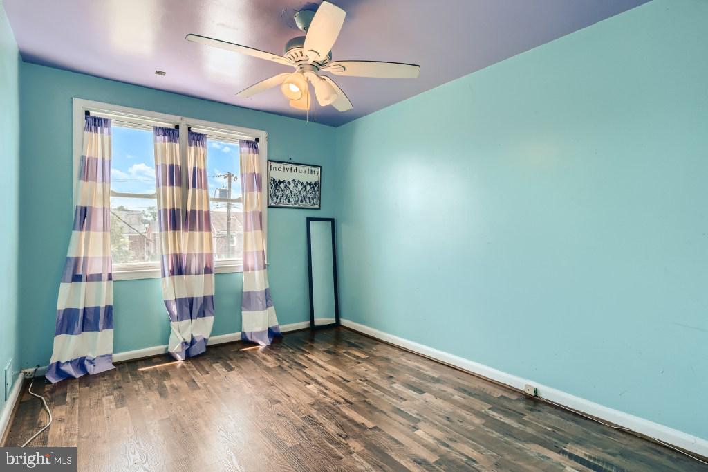 PARKVILLE - Residential