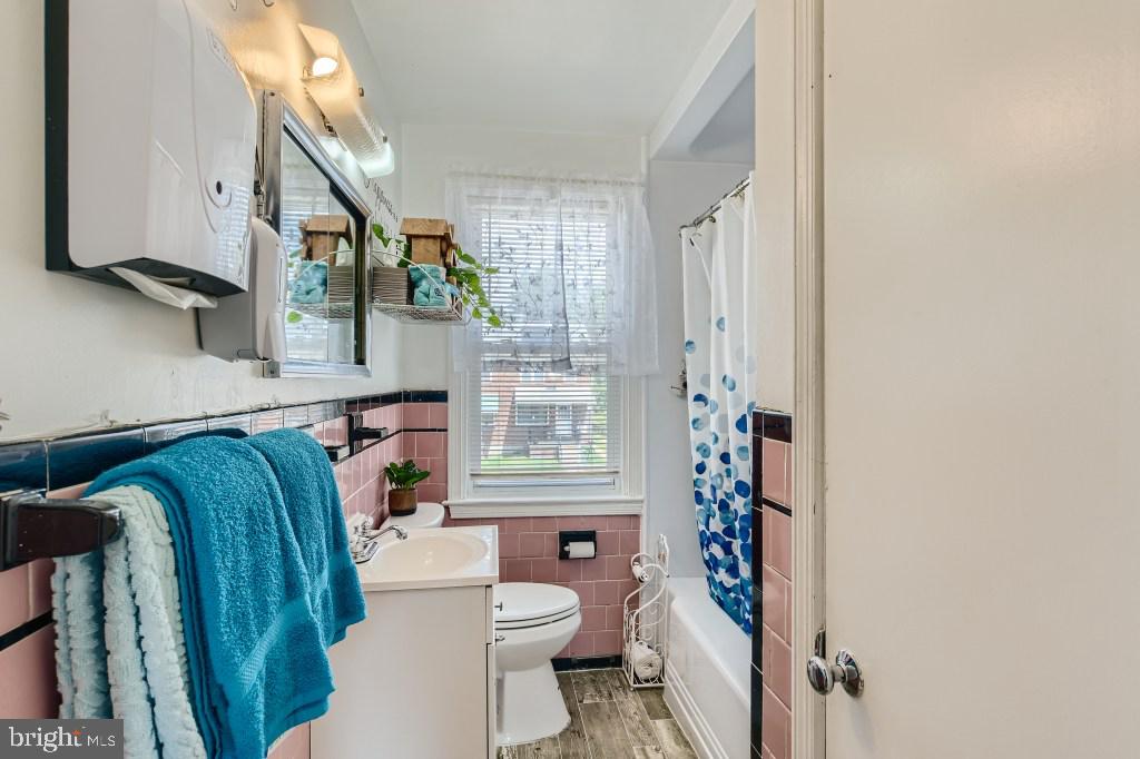 PARKVILLE - Residential