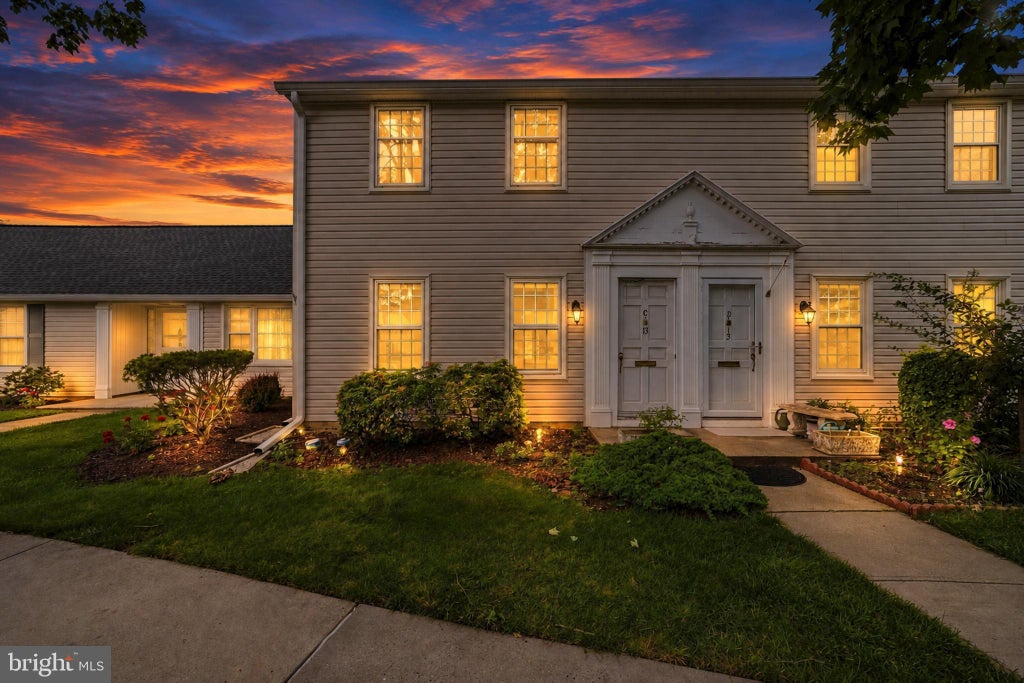 Photo of 13 Sussex Way #C, MONROE TOWNSHIP, NJ 08831 (MLS # NJMX2013042)
