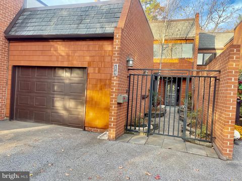 14 MALIBU COURT TOWSON MD 21204