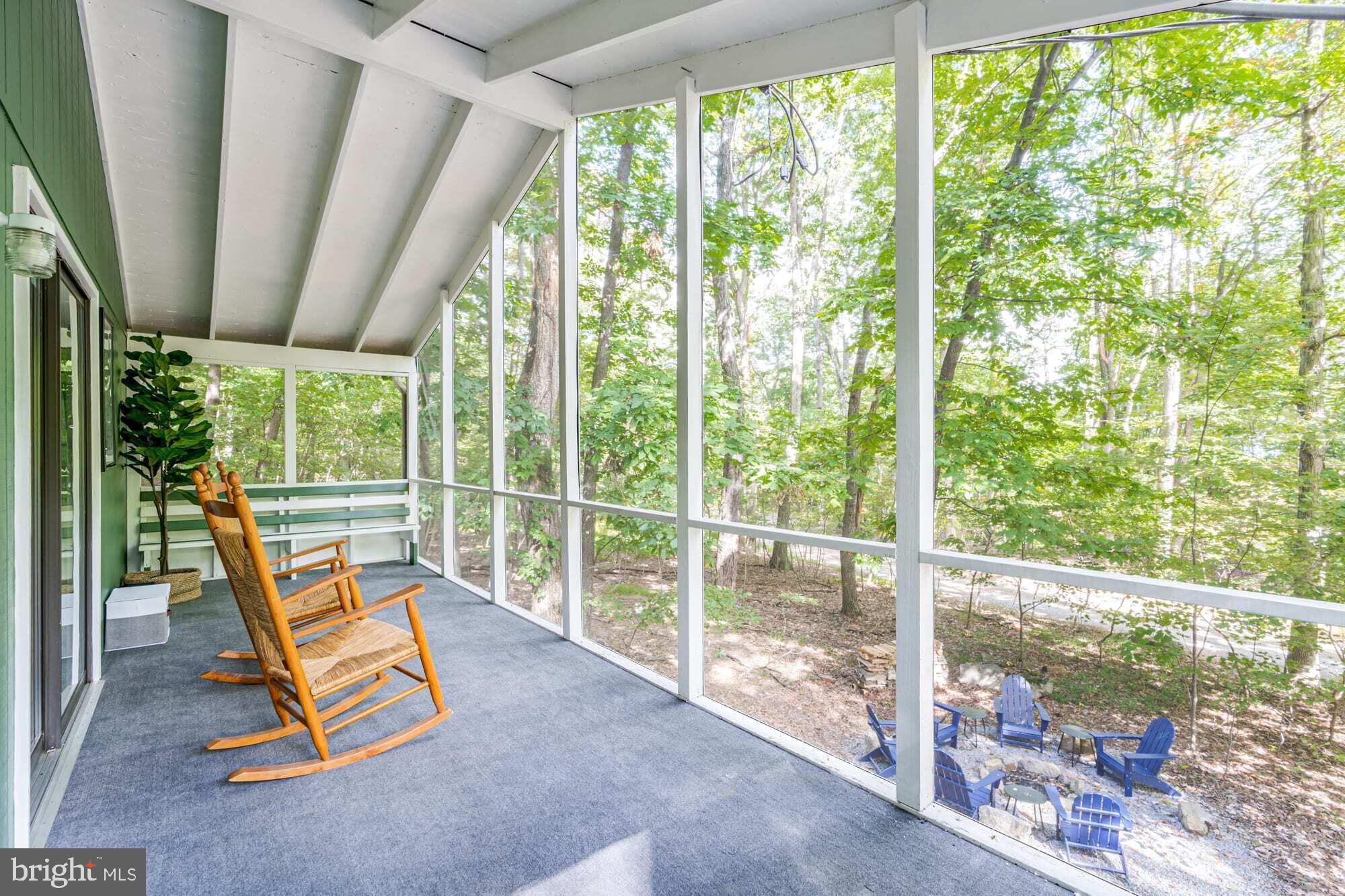 SLEEPY HOLLOW - Residential