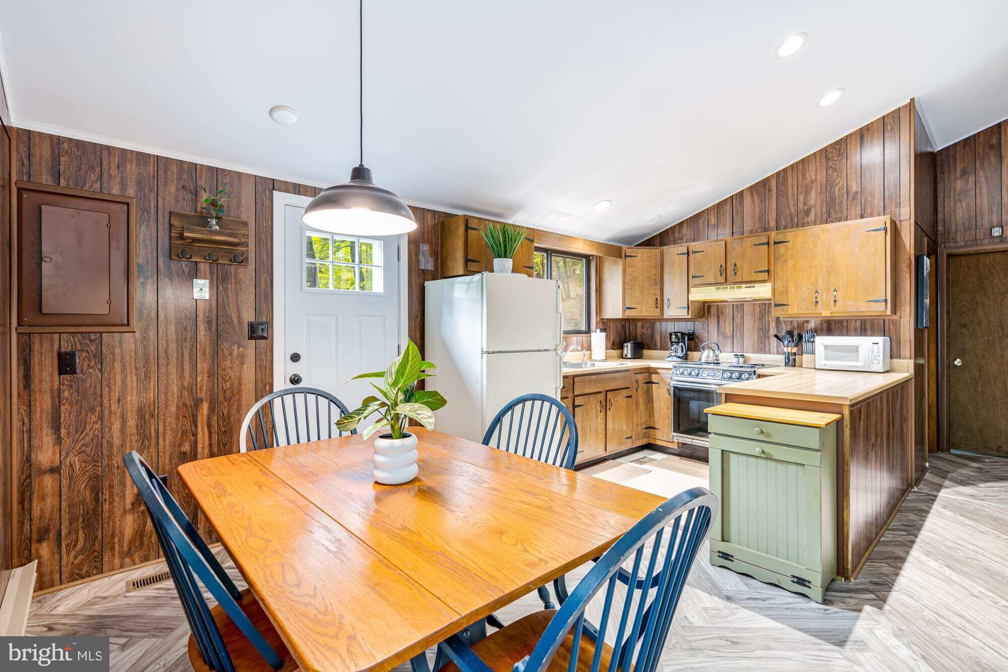 SLEEPY HOLLOW - Residential