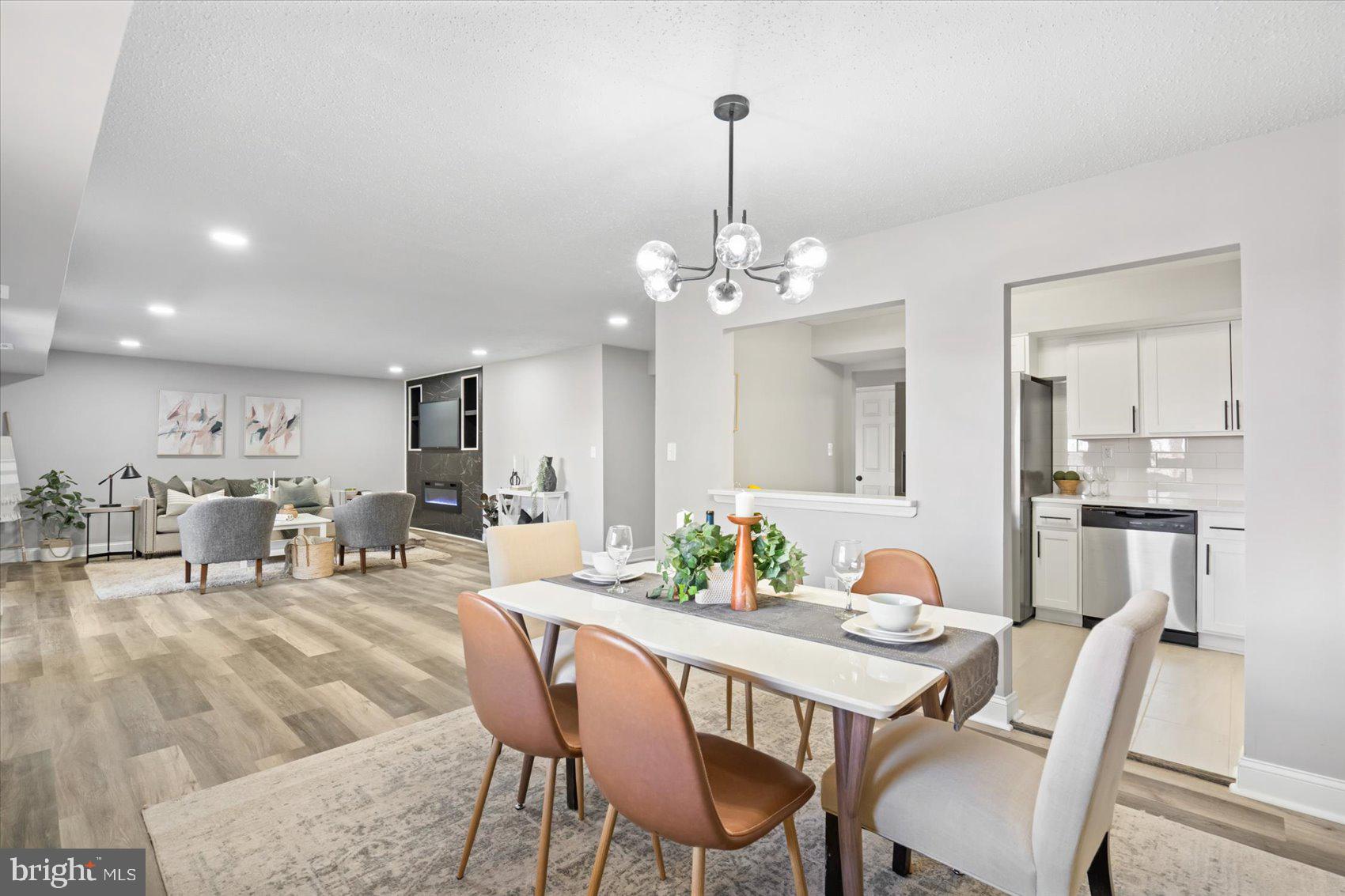 ROCKLAND RUN - Residential Lease