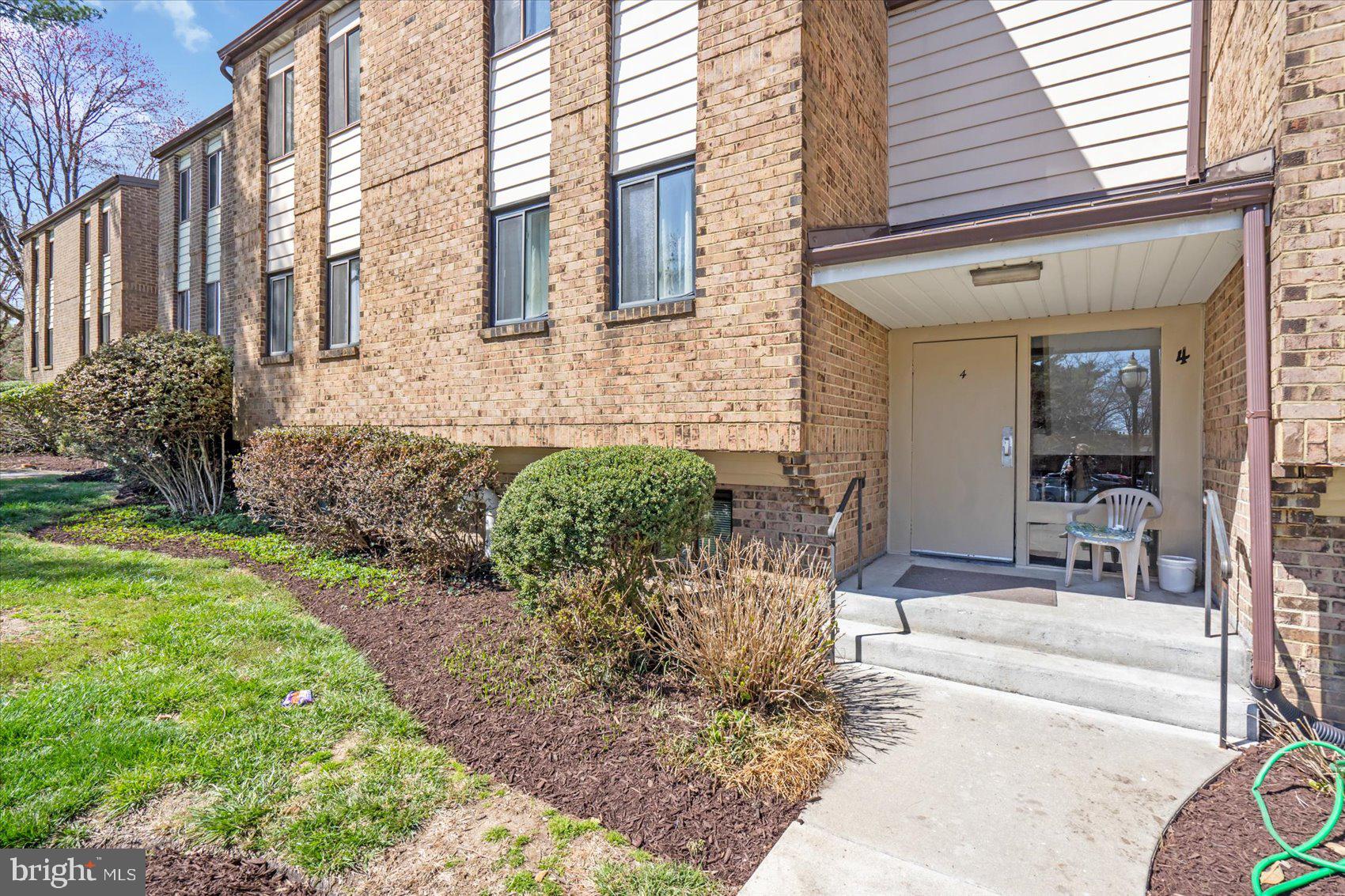 ROCKLAND RUN - Residential Lease