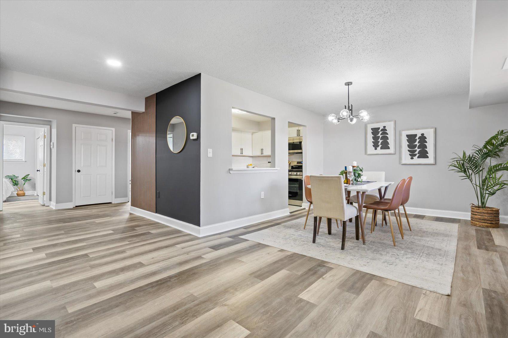 ROCKLAND RUN - Residential Lease