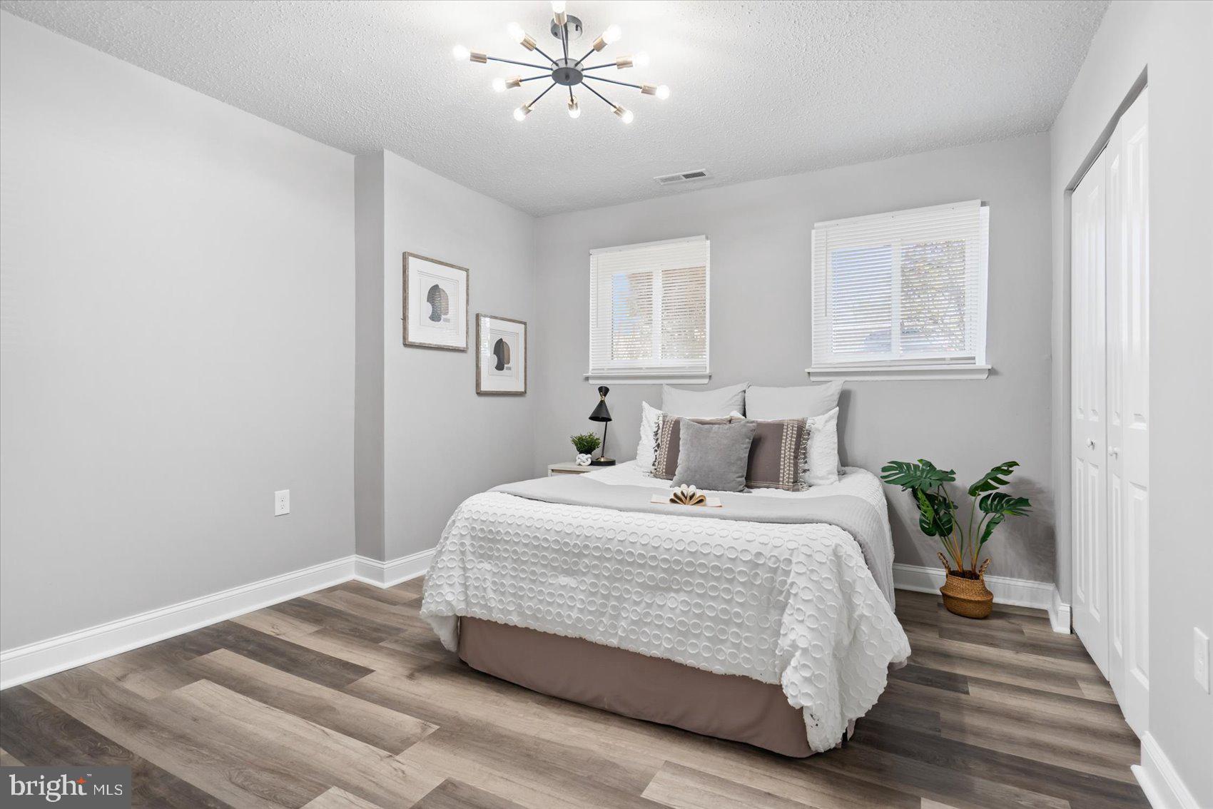ROCKLAND RUN - Residential Lease