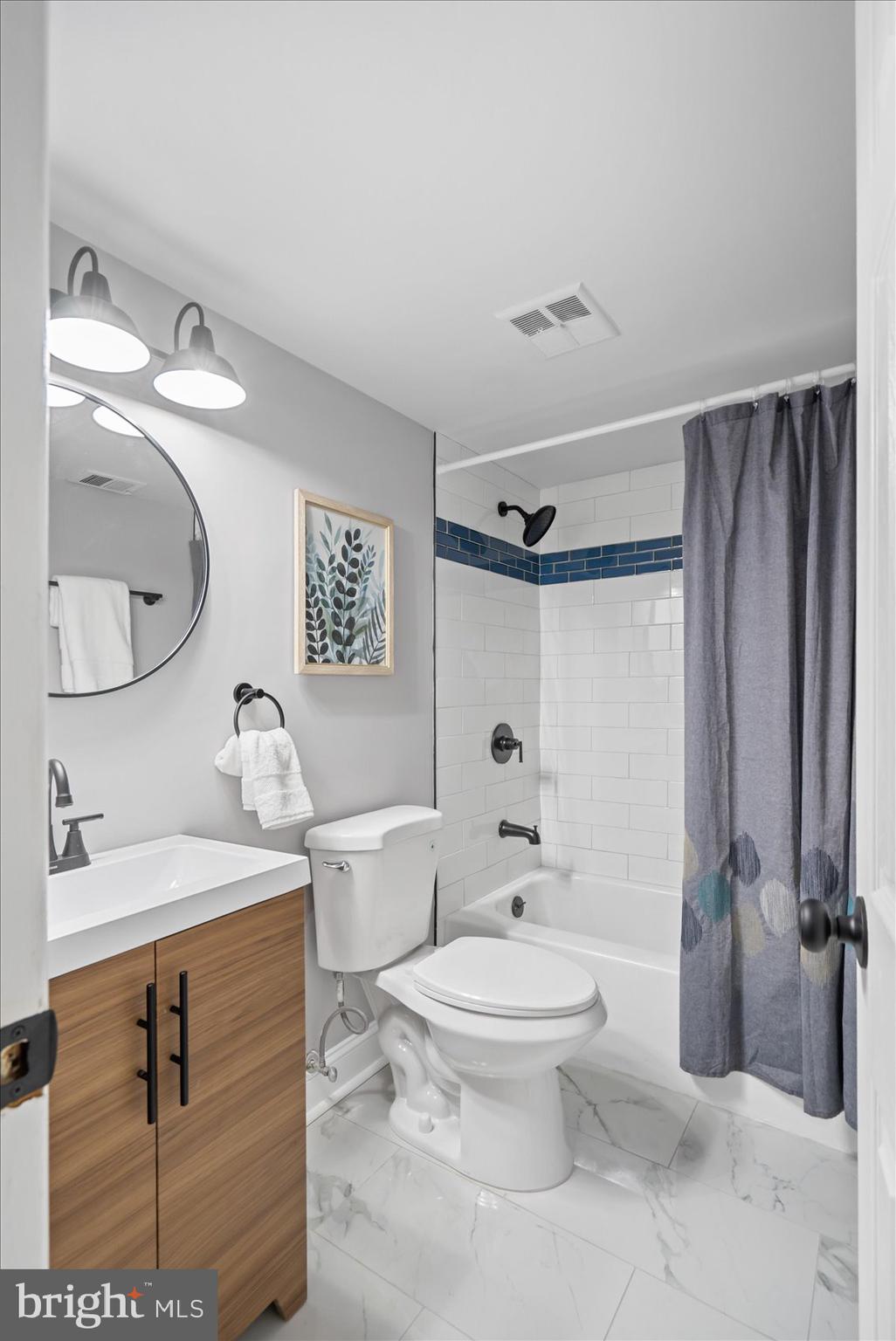ROCKLAND RUN - Residential Lease