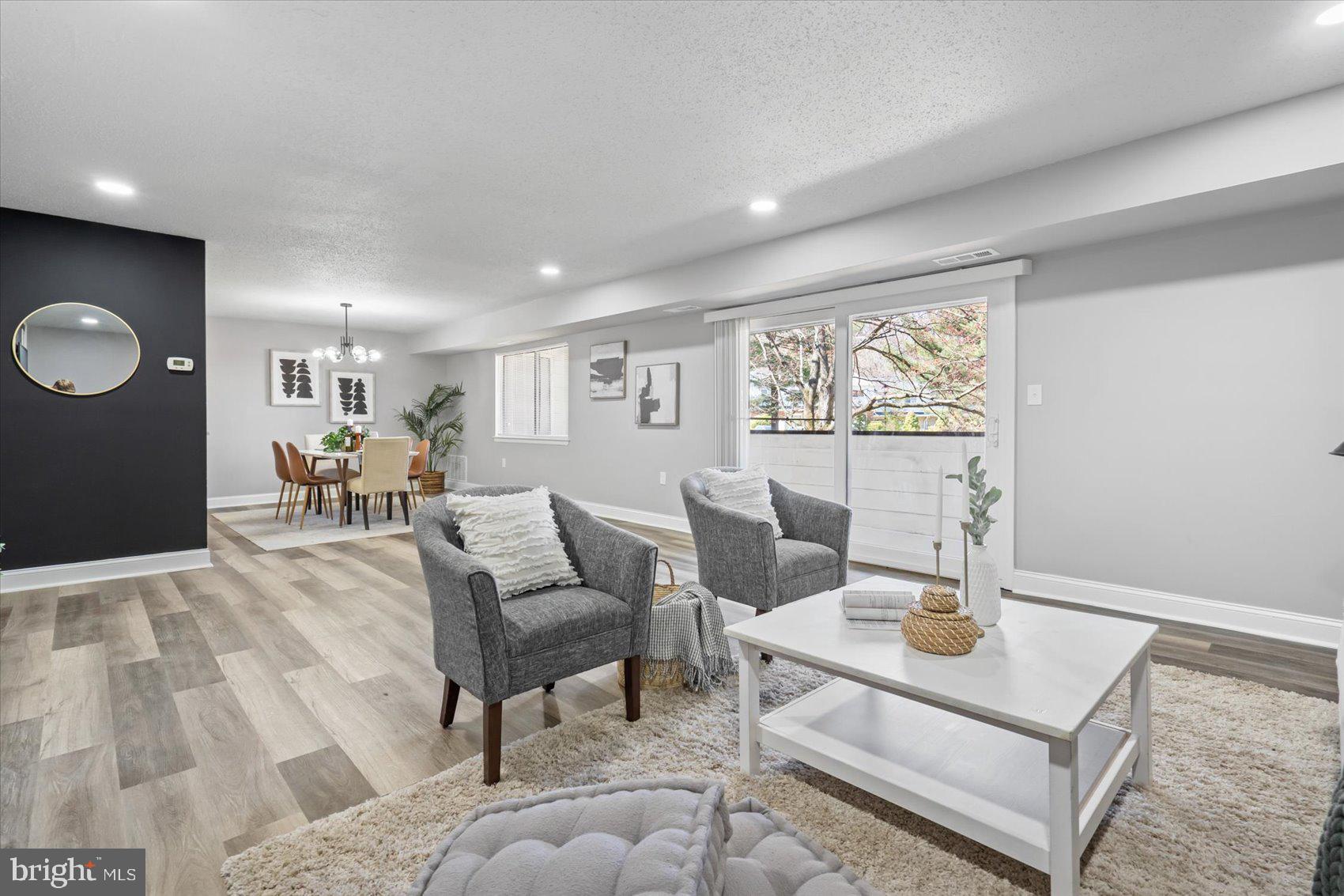 ROCKLAND RUN - Residential Lease