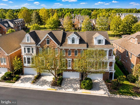 Photo of 7714 Spoleto Lane #54, MCLEAN, VA 22102 (MLS # VAFX2336246)