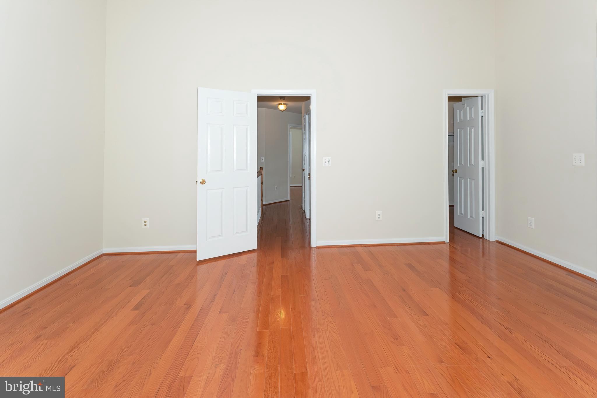 WEXFORD TOWNHOMES AT MCNAIR - Residential Lease