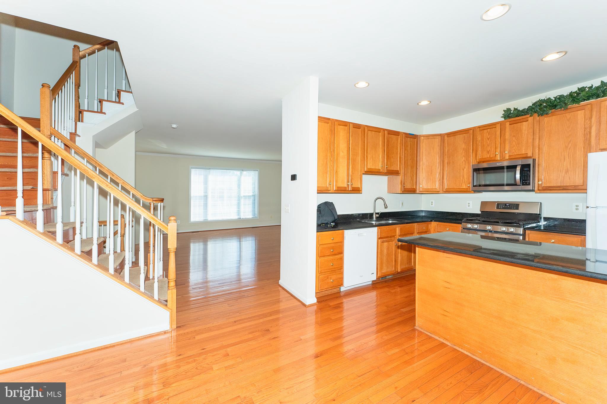 WEXFORD TOWNHOMES AT MCNAIR - Residential Lease