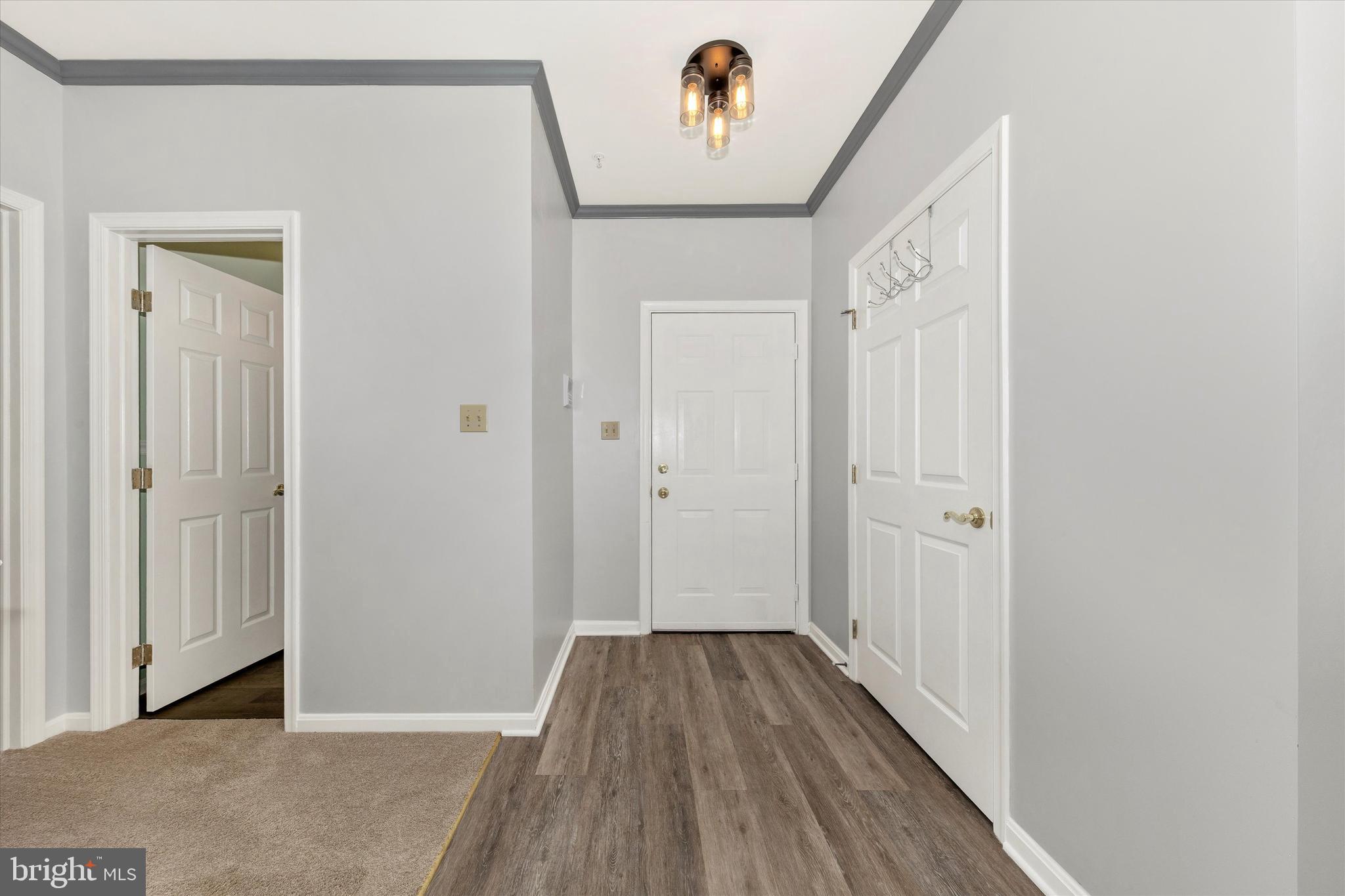 WATERSIDE - Residential