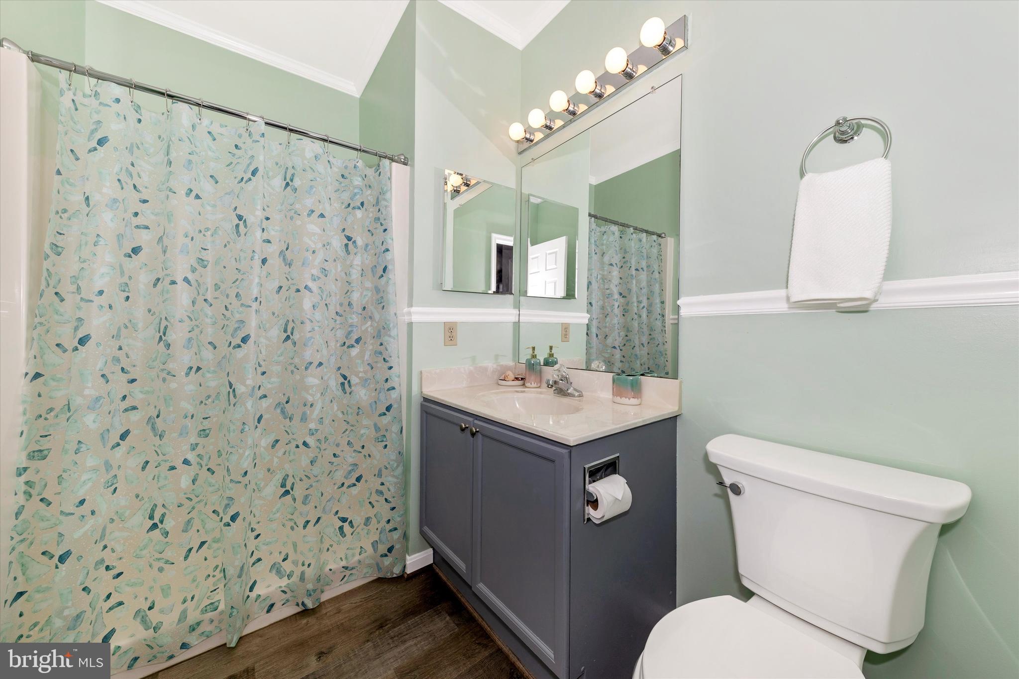 WATERSIDE - Residential