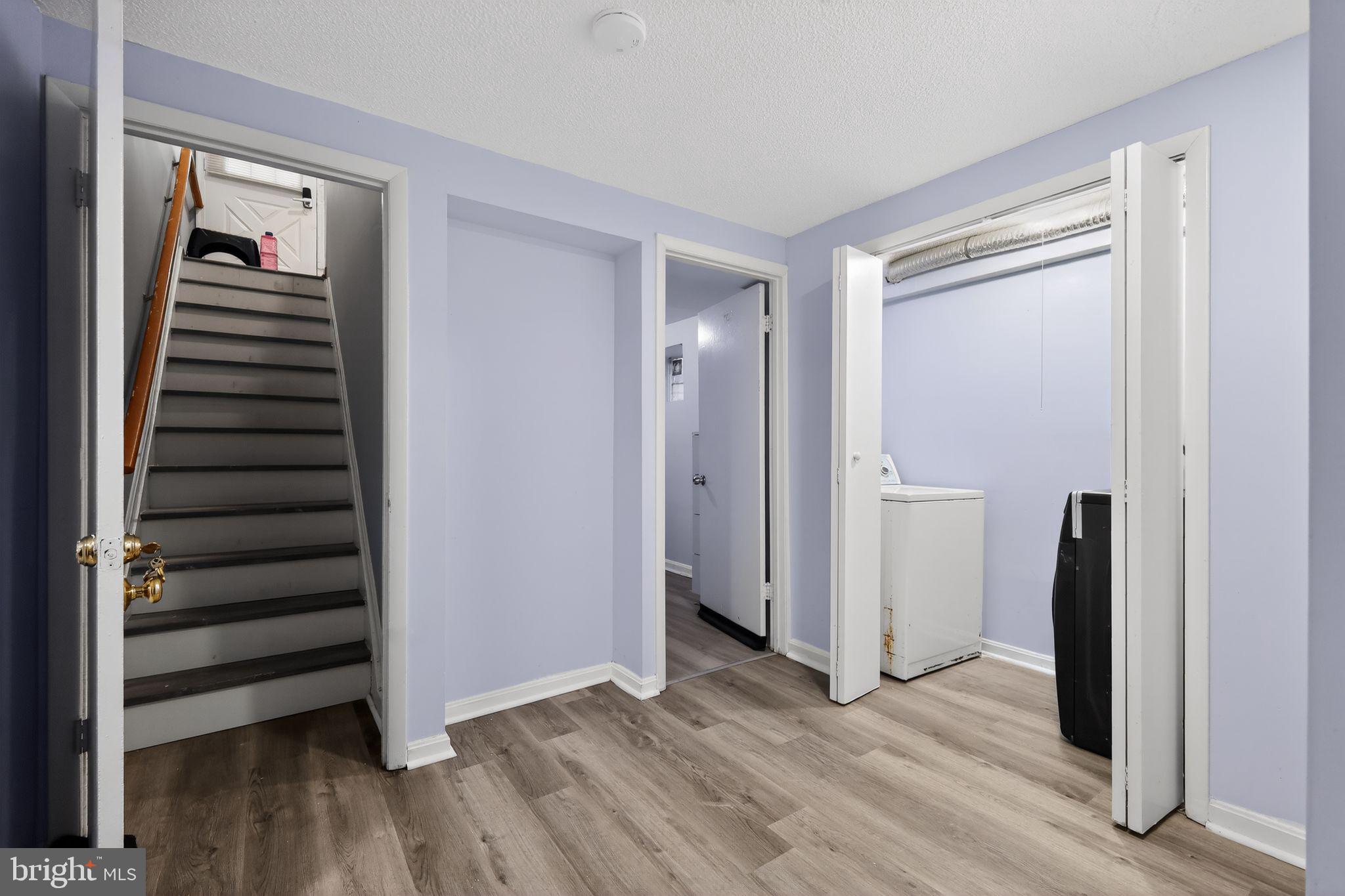 COLLEGE PARK - Residential