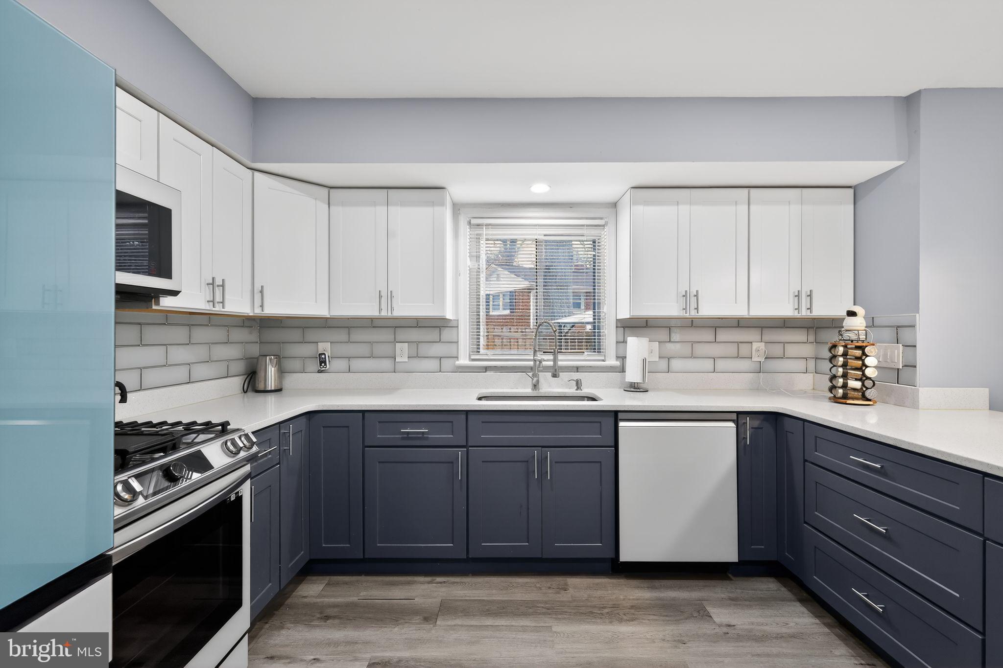 COLLEGE PARK - Residential