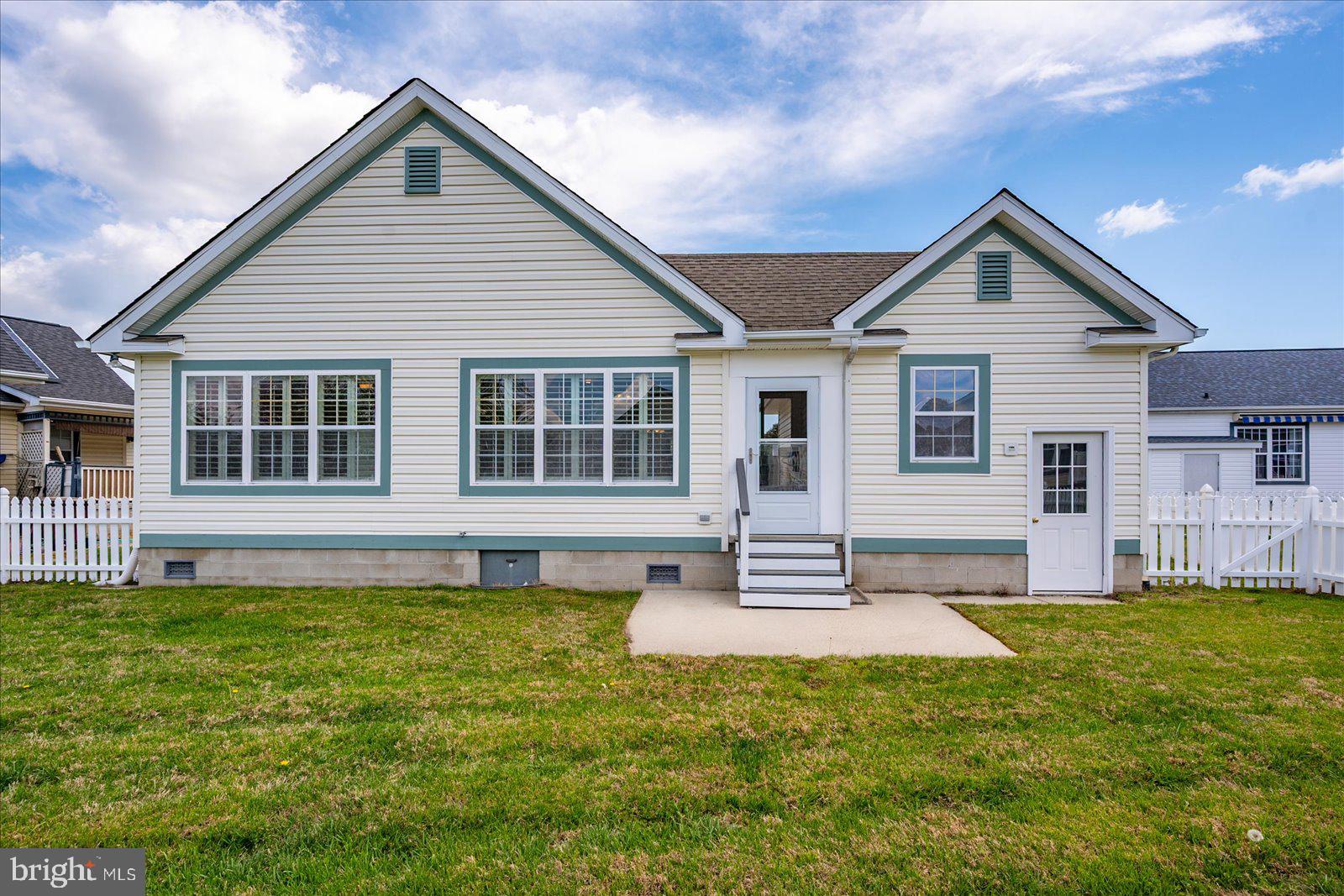 BAY VISTA AT MYSTIC HARBOR - Residential