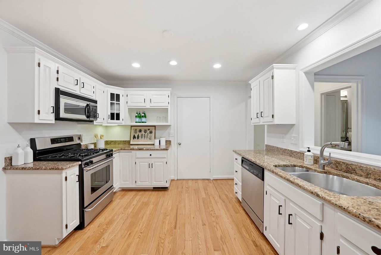 FRANKLIN FARM - Residential