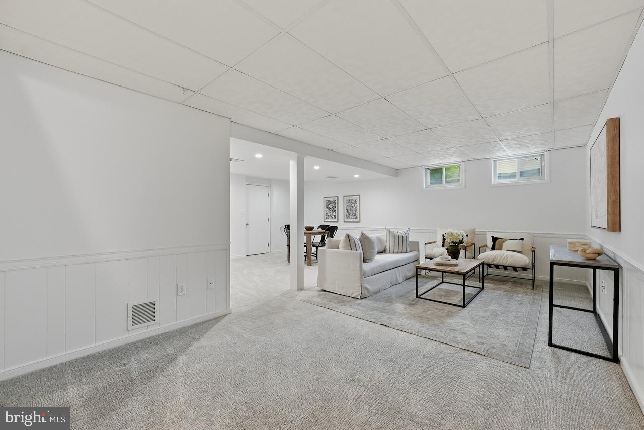 FRANKLIN FARM - Residential