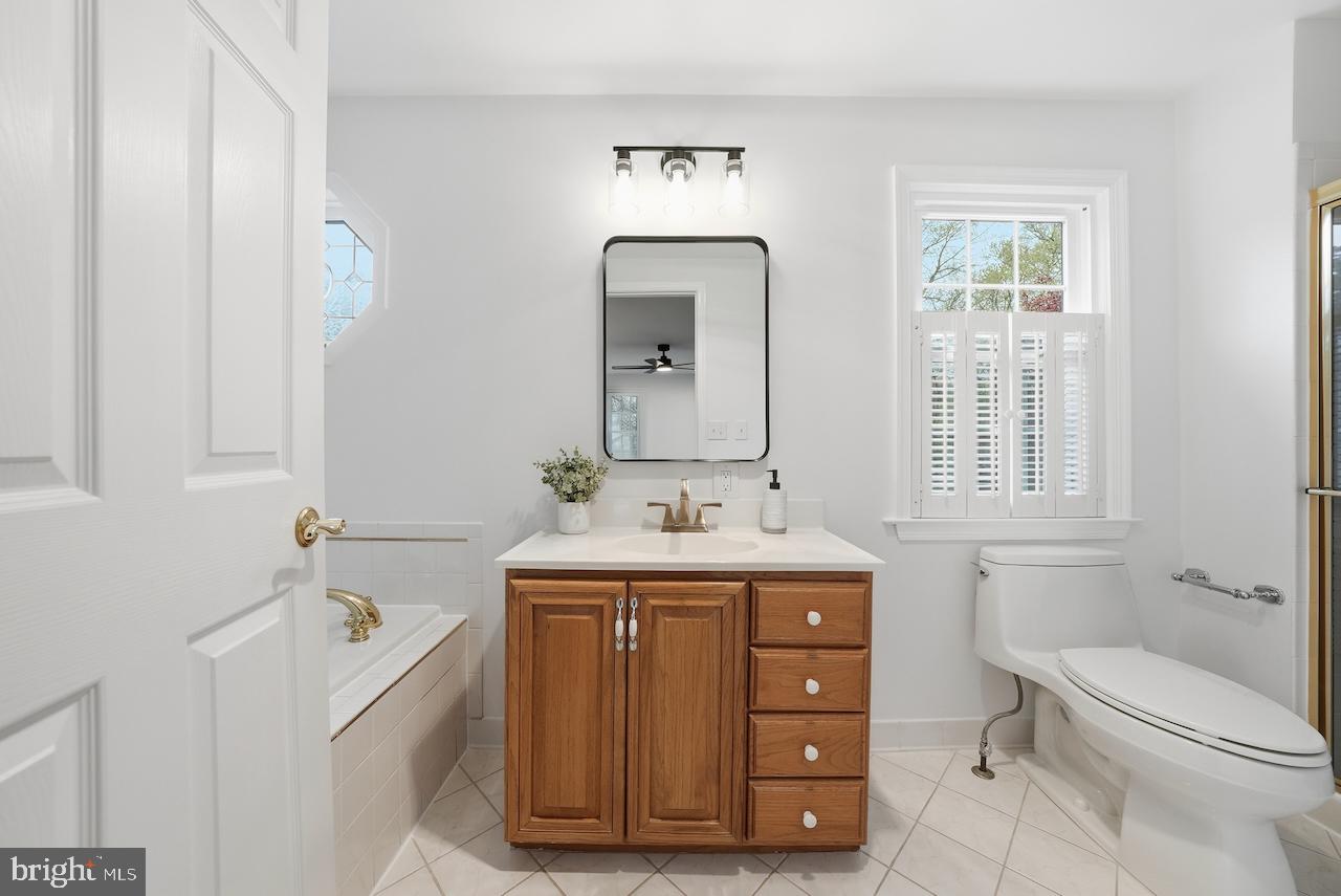 FRANKLIN FARM - Residential