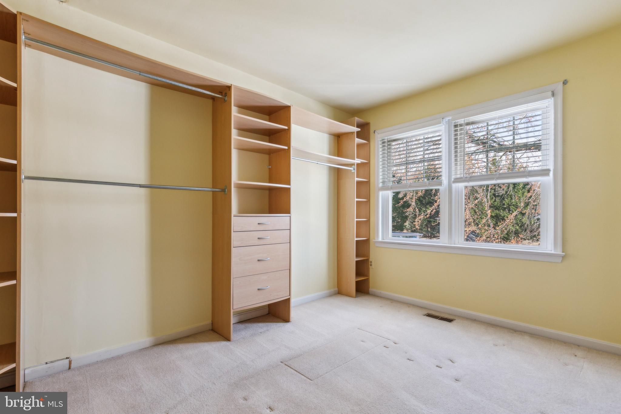 PLEASANT VALLEY - Residential