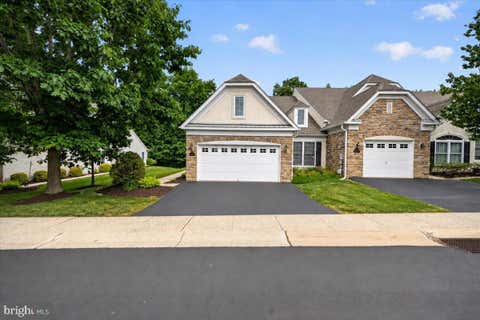Townhouse For Sale - 377 Brittany Court<br/> Montgomery County, SOUDERTON, PA 18964
