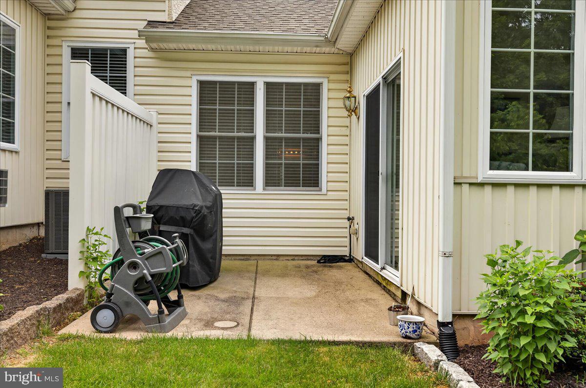 377 BRITTANY COURT