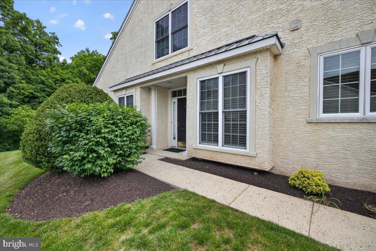 377 BRITTANY COURT