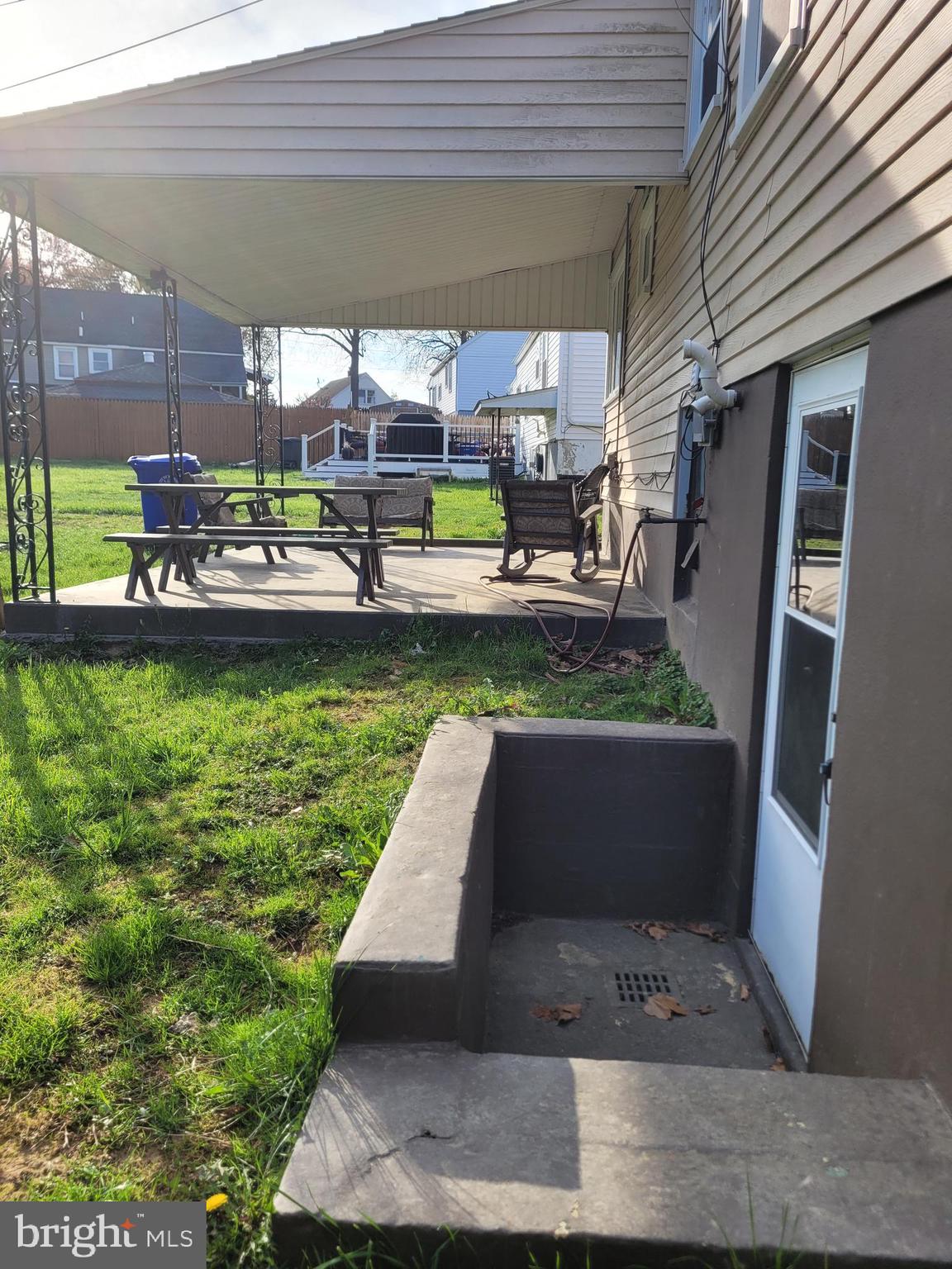 READING - Residential Lease