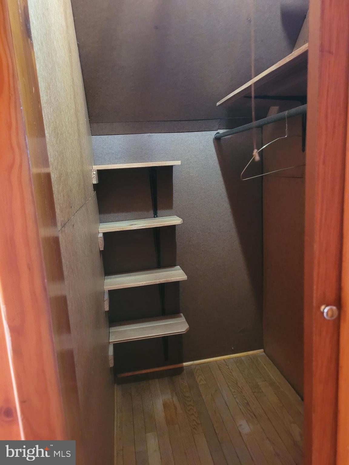 READING - Residential Lease