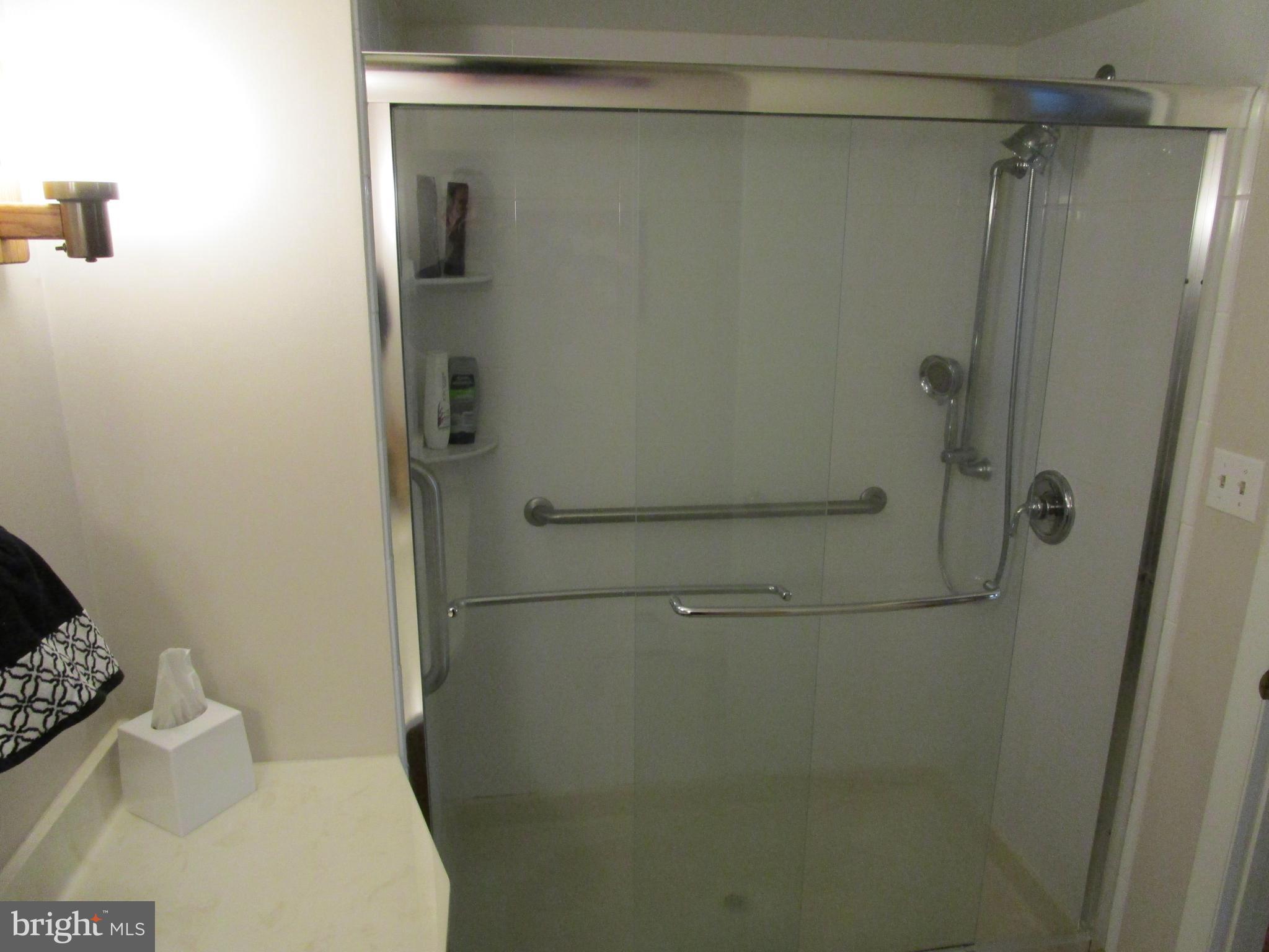 MICHAELTON MANOR - Residential