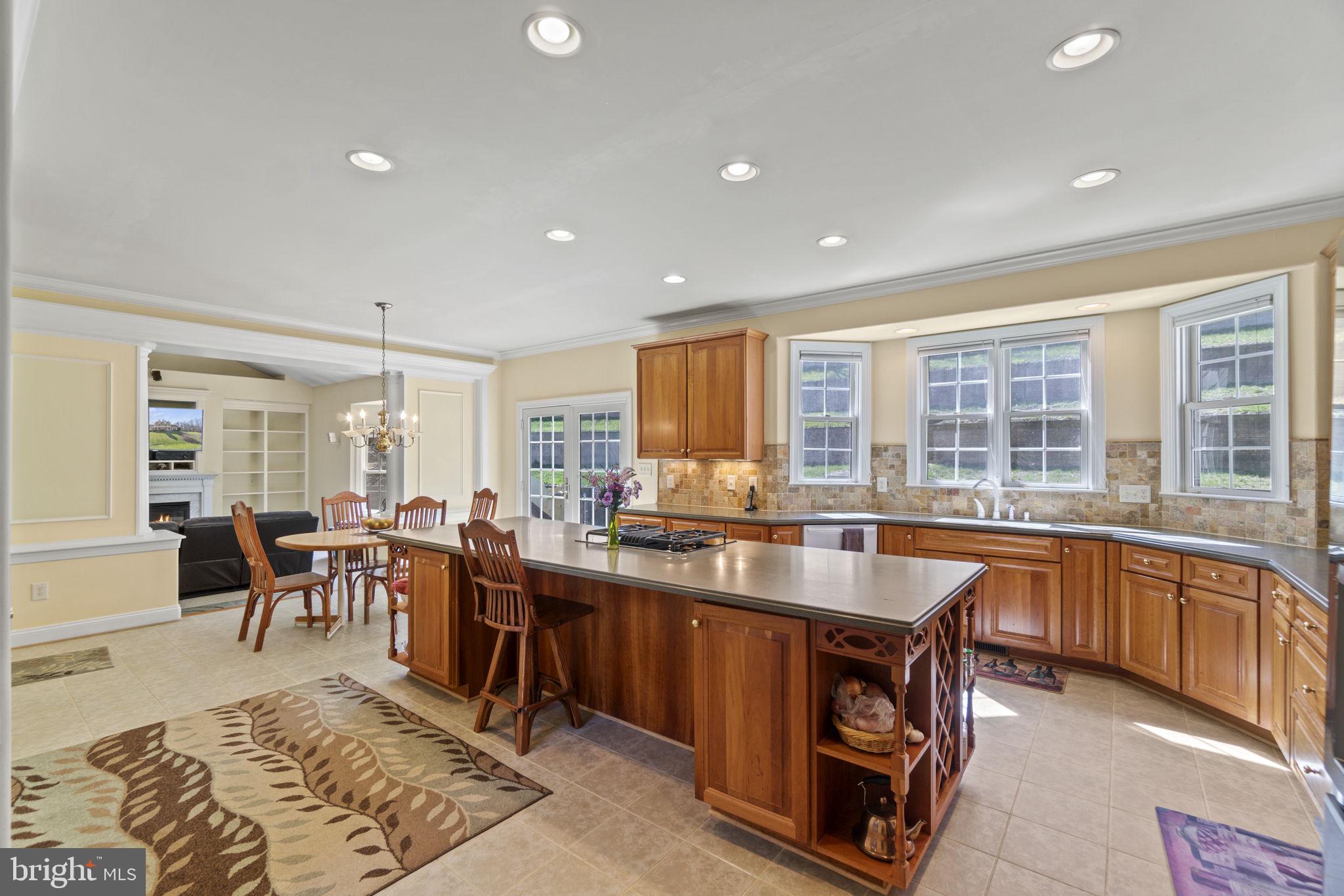 78 CANTERBURY DRIVE