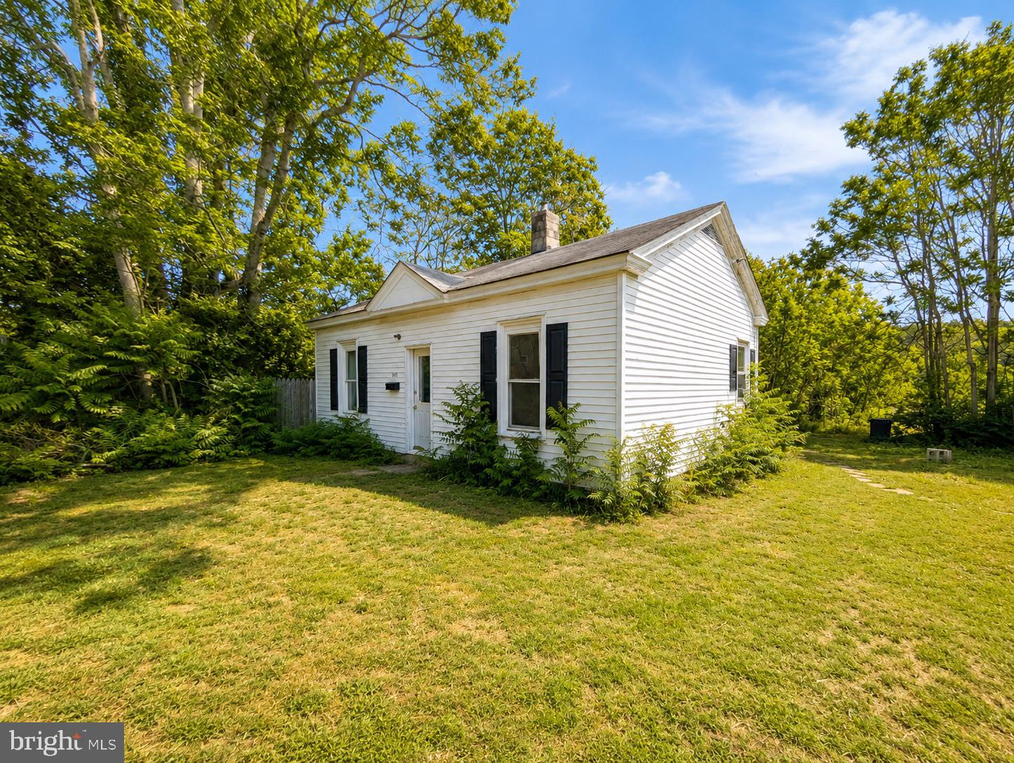 305 OLD DENTON ROAD