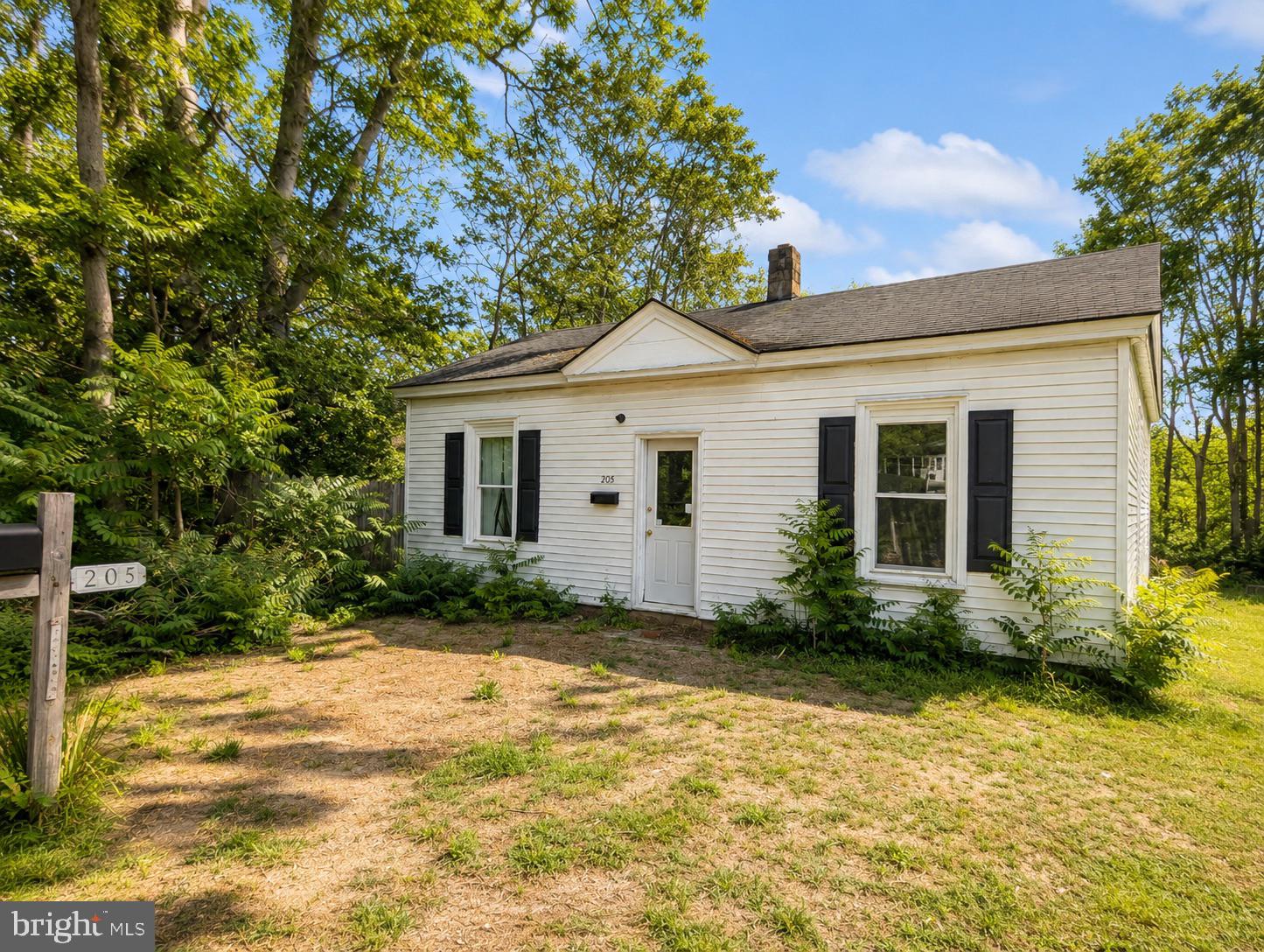 305 OLD DENTON ROAD