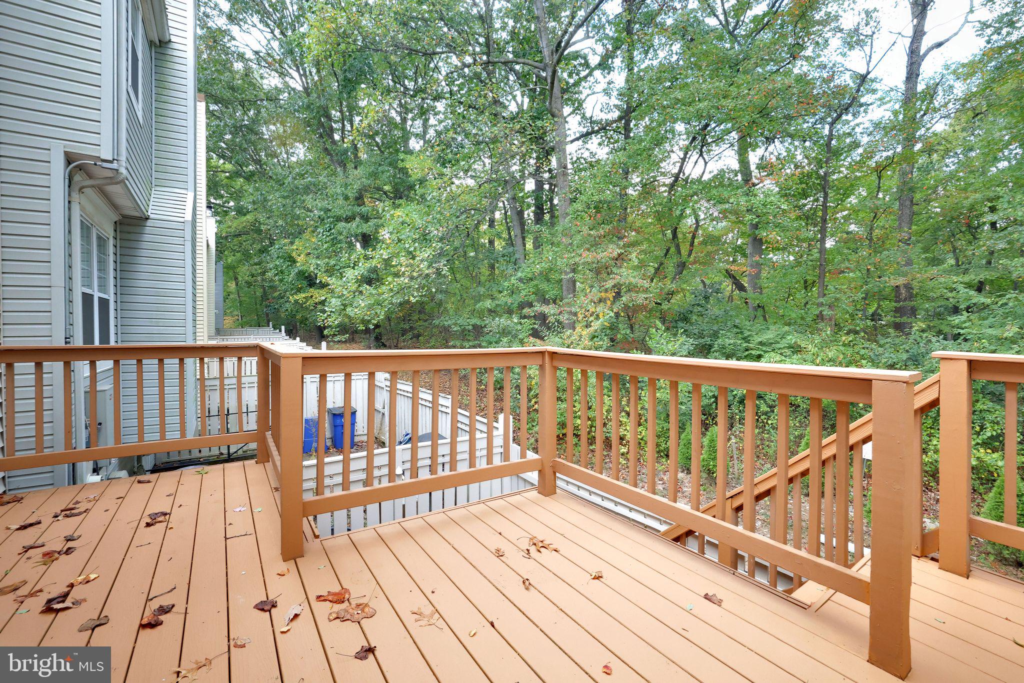 HUNTERS SQUARE - Residential