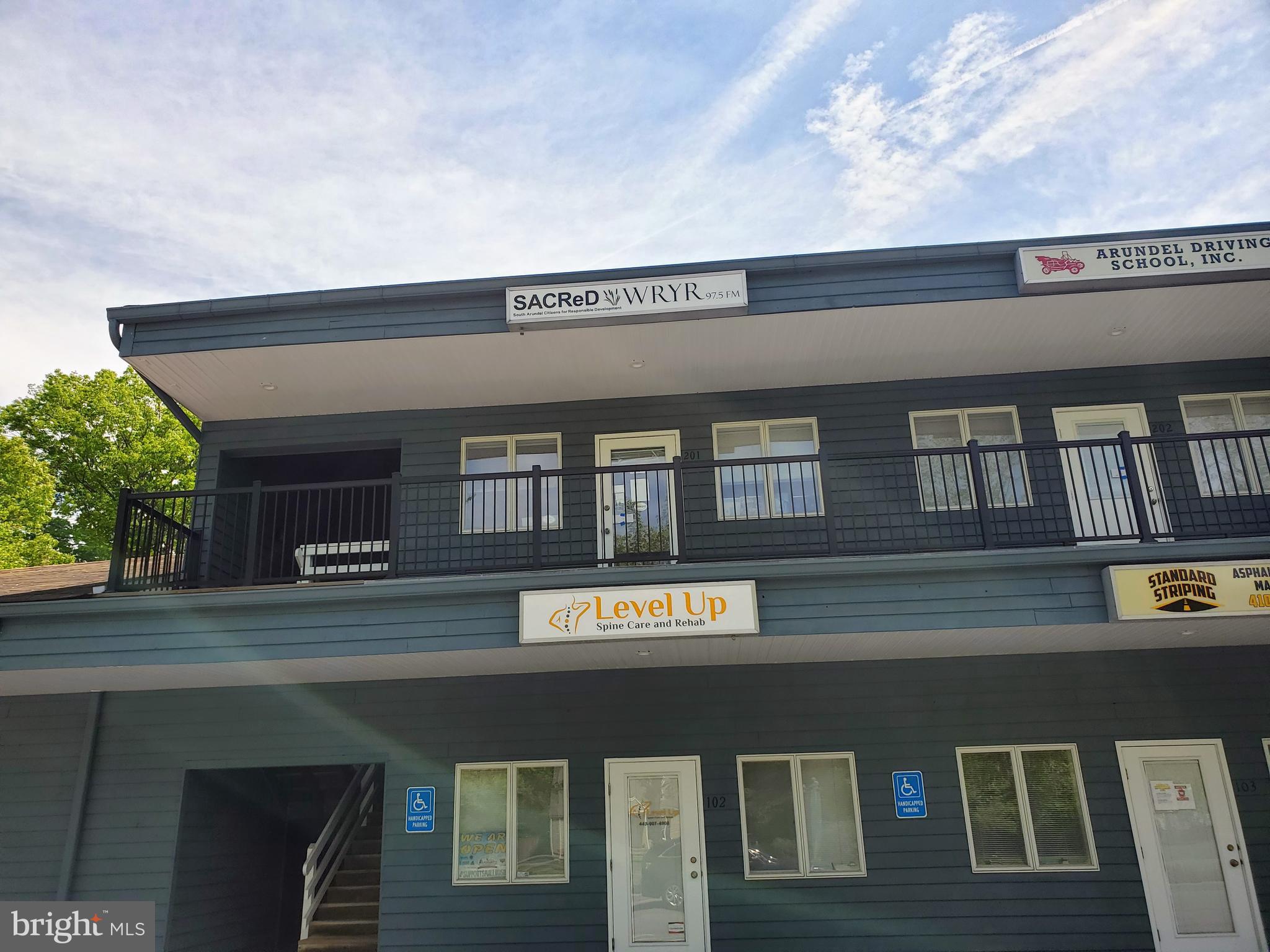 CHURCHTON - Commercial Lease