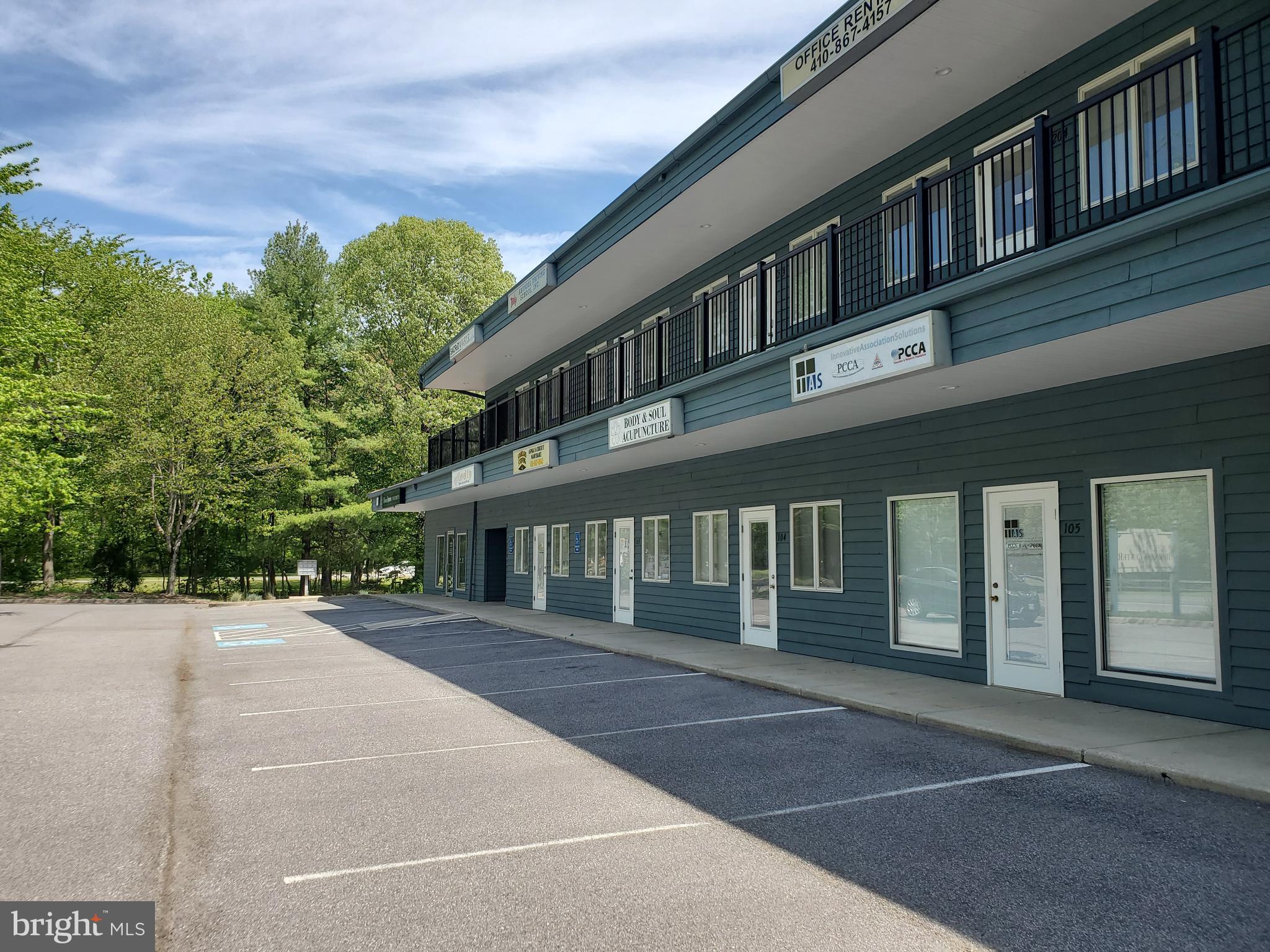 CHURCHTON - Commercial Lease