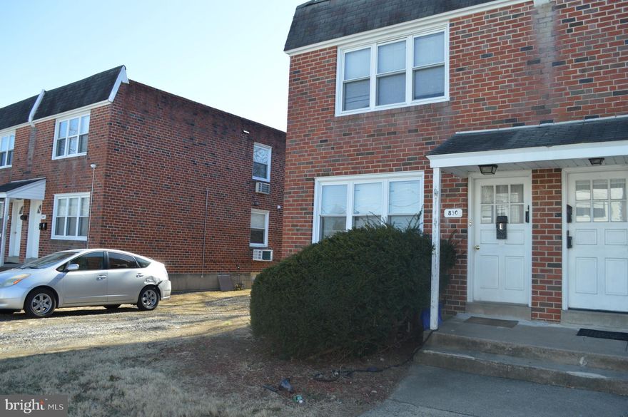Amazing investment opportunity to own this twin duplex in Fox Chase! Each unit offers a 1 bedroom, 1 bath, kitchen and a spacious living room. Property is being sold as-is. Location is ideal, close to shops, parks, schools and transportation. Easy commute to anywhere! Do not miss the opportunity to own this gem! Make your appointment today!!