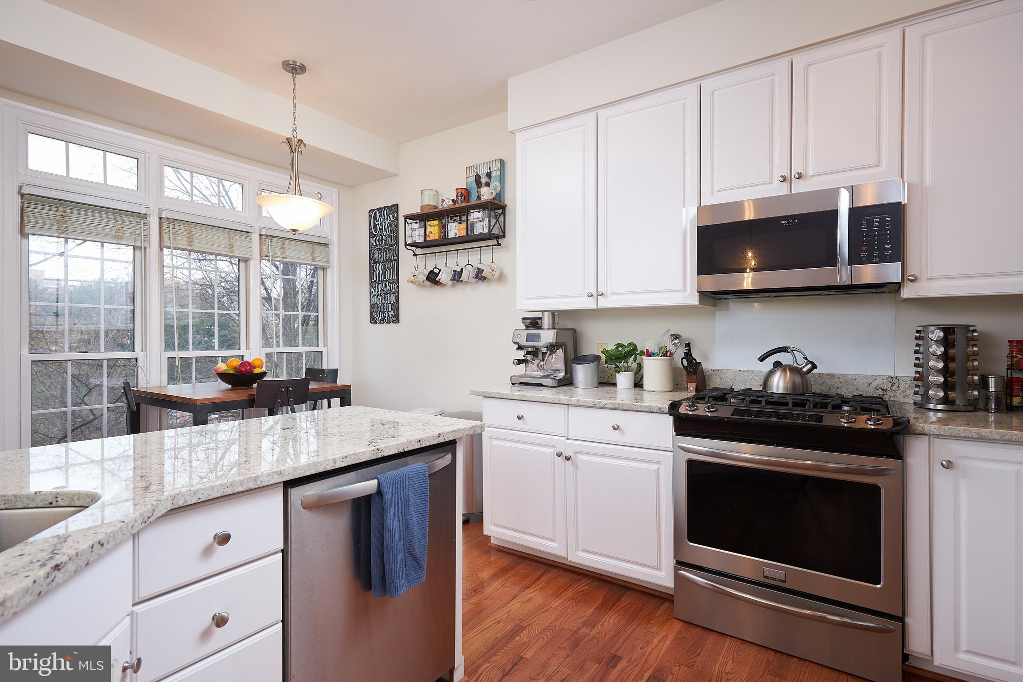 STONEGATE - Residential