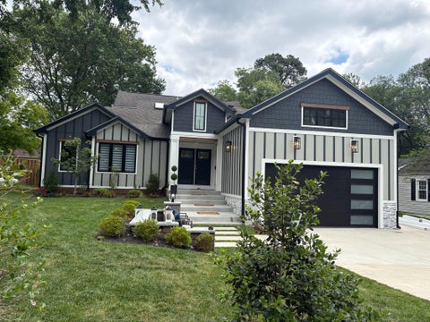 Photo of 2933 Fairmont Street, FALLS CHURCH, VA 22042 (MLS # VAFX2318338)